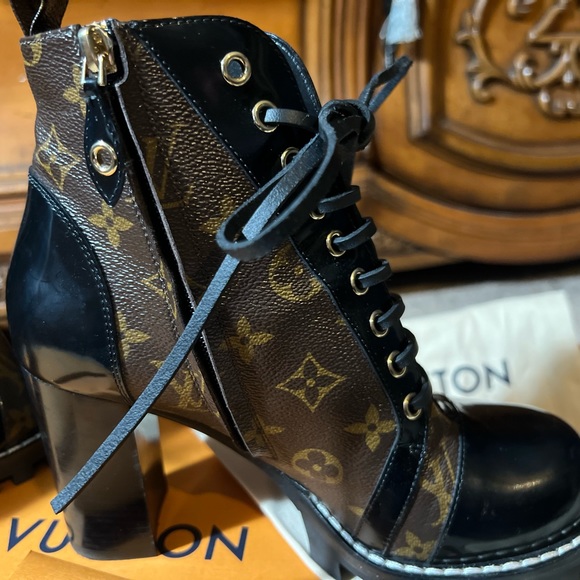 Louis Vuitton Star Trail Ankle Boot-pristine like new condition - Picture 8 of 11